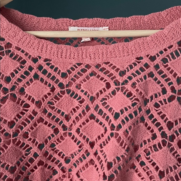 Rebellion Rose Knit Crop Top - Picture 3 of 4